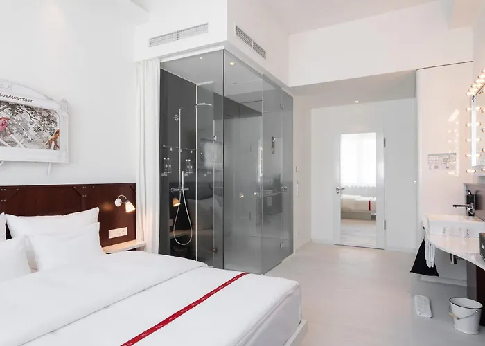 Ruby Leni Hotel Dusseldorf